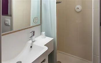 Hotel B&B Hôtel LYON Sud Etats Unis Vénissieux