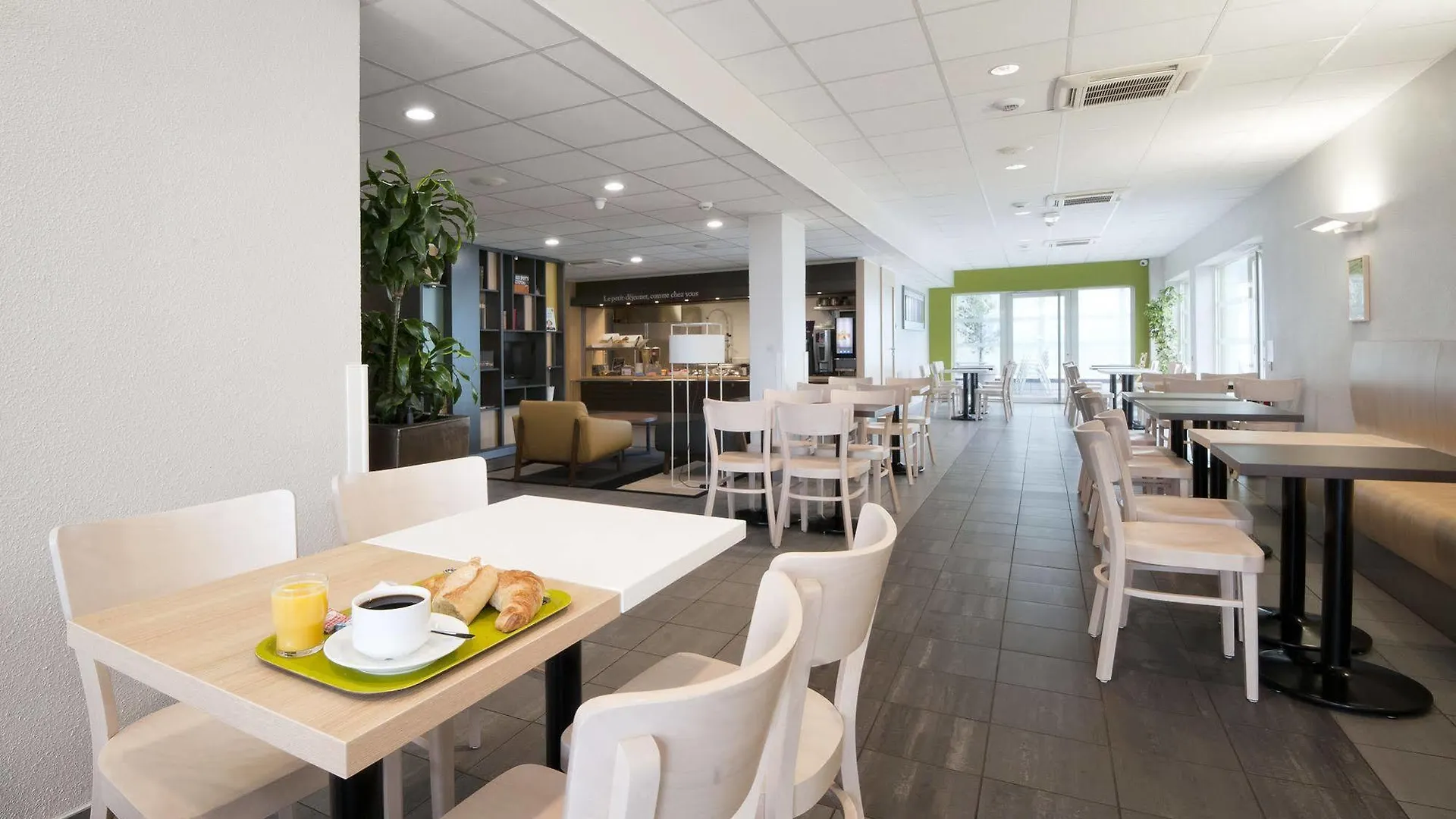 B&B Hotel Lyon Sud Etats-Unis Venissieux 2*,  France